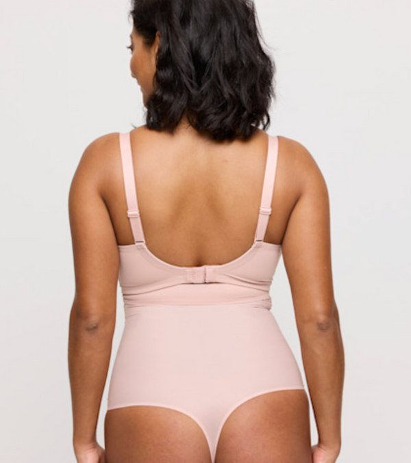 all figure: prima donna