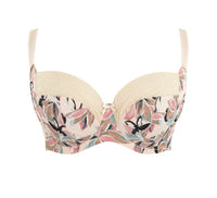 all figure: sculptresse