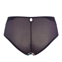 all figure: sculptresse