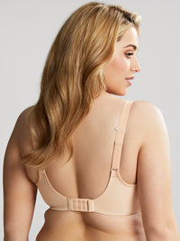 all figure: sulptresse