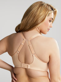 all figure: sculptresse