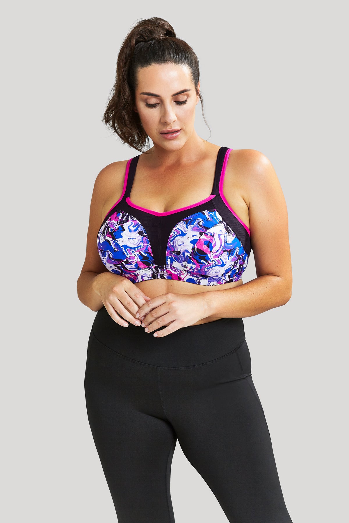 all figure: sports bra