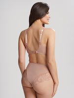 all figure: panache