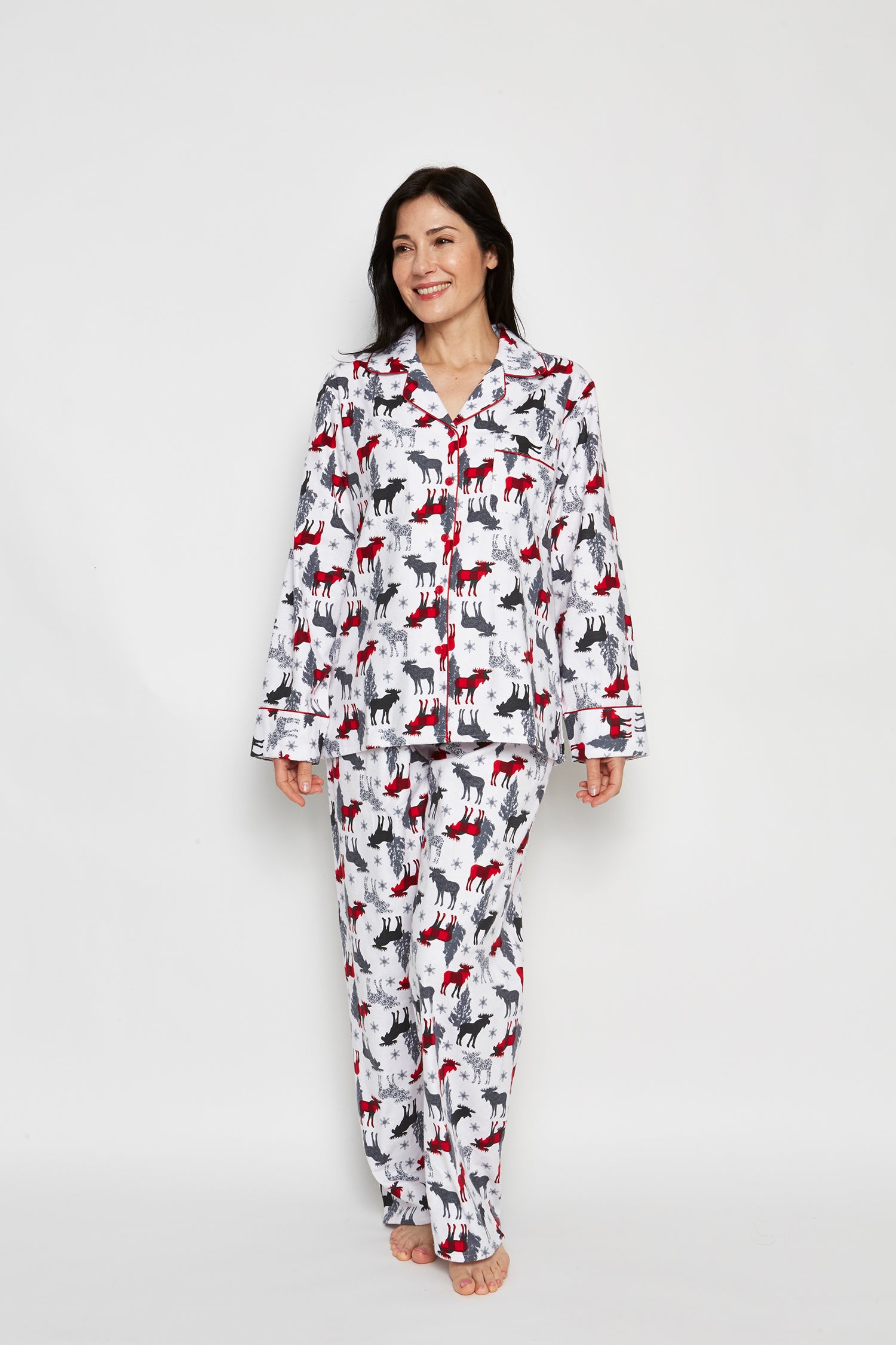 (取寄) ケイアンナ ムース プリンテッド フランネル ノッチ カラー パジャマ - ロング スリーブ KayAnna Moose Printed Flannel Notch Collar Pajamas - Long Sleeve  White Moose MG_4026.jpg?v=1664561134&width